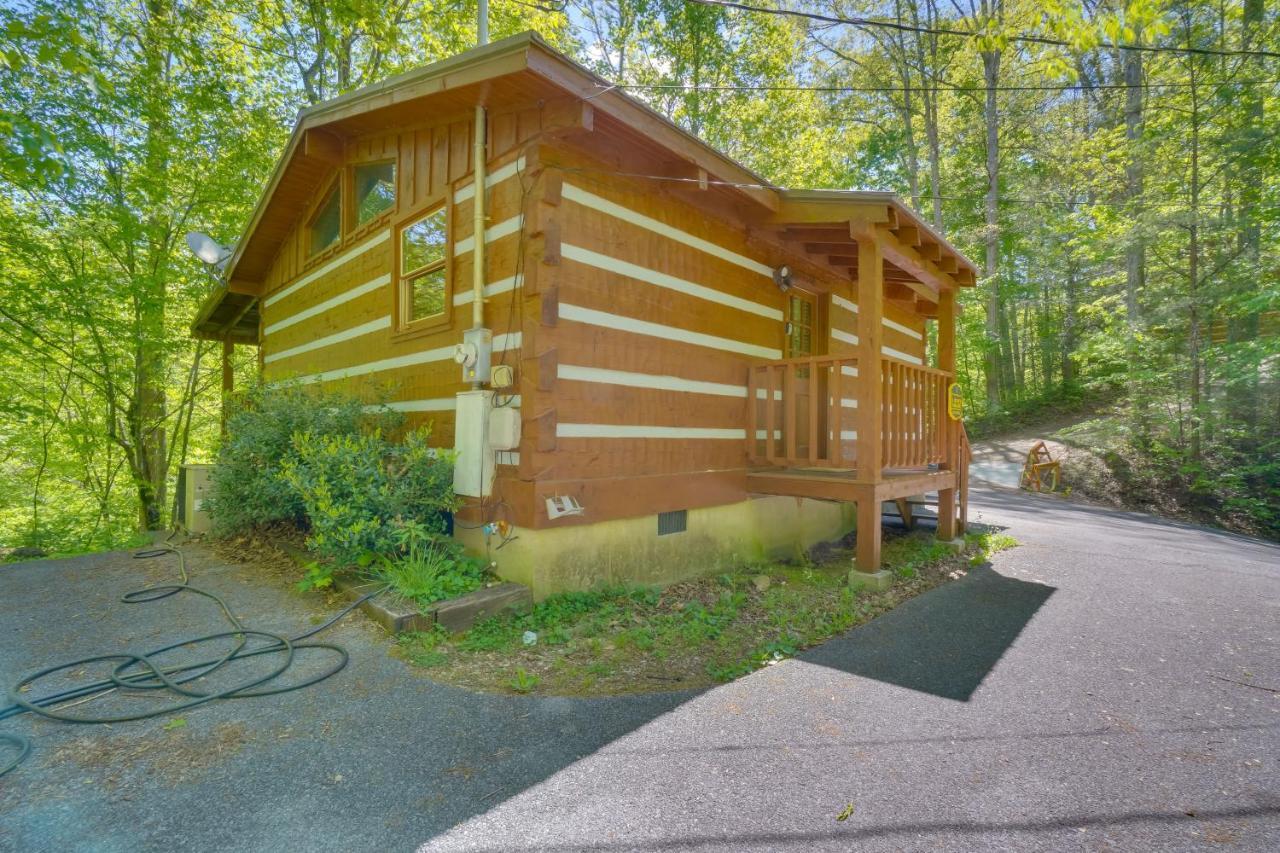 Gatlinburg Cabin With Hot Tub About 6 Mi To Downtown! Eksteriør billede